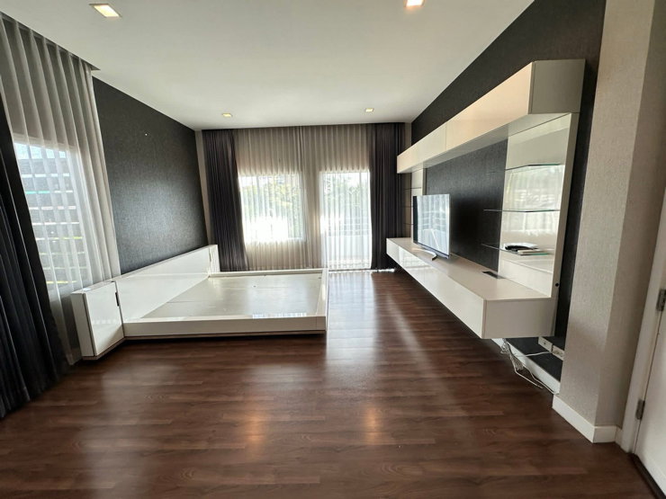 รูป บ้านเช่าหมู่บ้าน ฉัตรเพชรการ์เด้นวิวล์ - รูปที่ 23/24