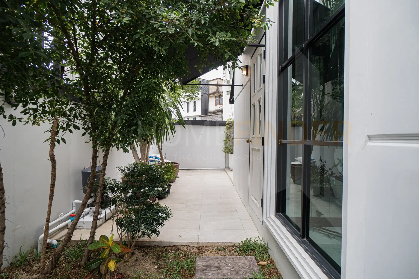 picture Maison Blanche Sukhumvit 67 3 bedrooms, for sale - 10/10