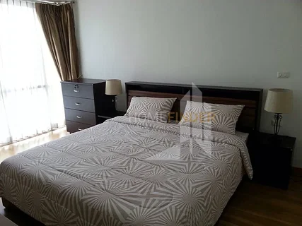 รูปภาพ Serene Place Sukhumvit 24 2 bedrooms, for rent