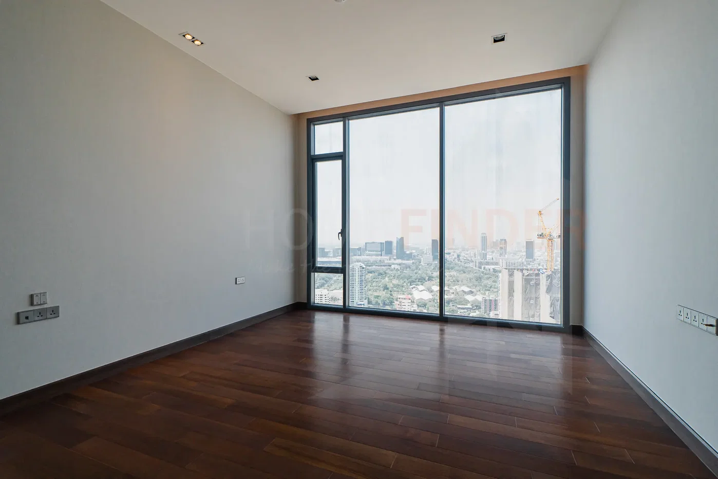 รูป Q1 Sukhumvit 4 bedrooms, for sale - รูปที่ 9/13