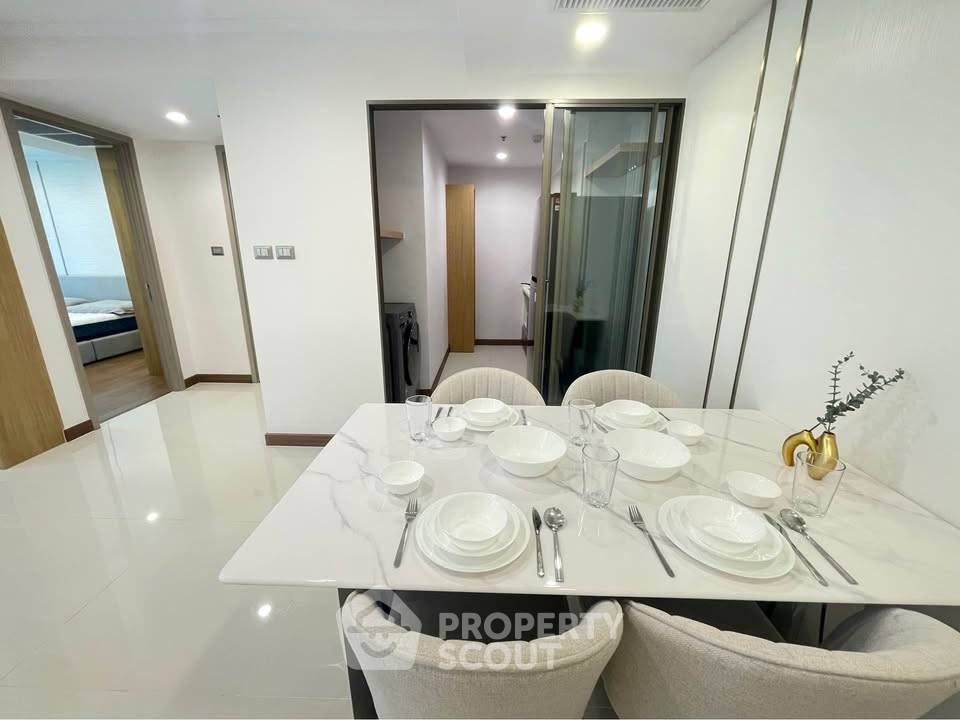 picture 18th-Floor 2-BR 101 Sqm, Supalai Oriental Sukhumvit 39, MRT Phetchaburi (ID 3259209) - 5/10