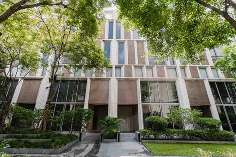 Quarter 39 4 bedrooms, for rent