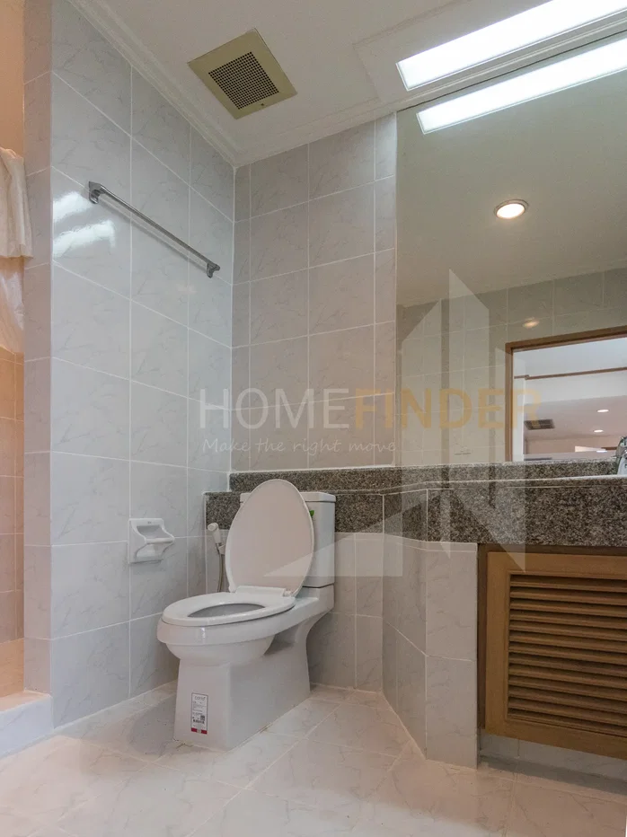 รูป Baan Yen Akard Condominium 4 bedrooms, for rent - รูปที่ 14/17