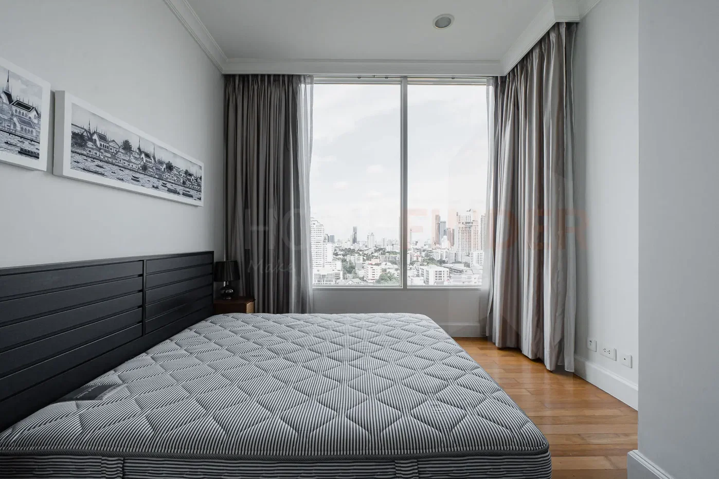 picture Royce Private Residences 2 bedrooms, for sale - 8/11
