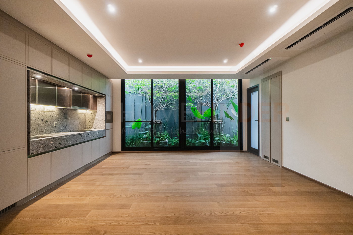 รูป VIA 34 3 bedrooms, for sale - รูปที่ 4/26
