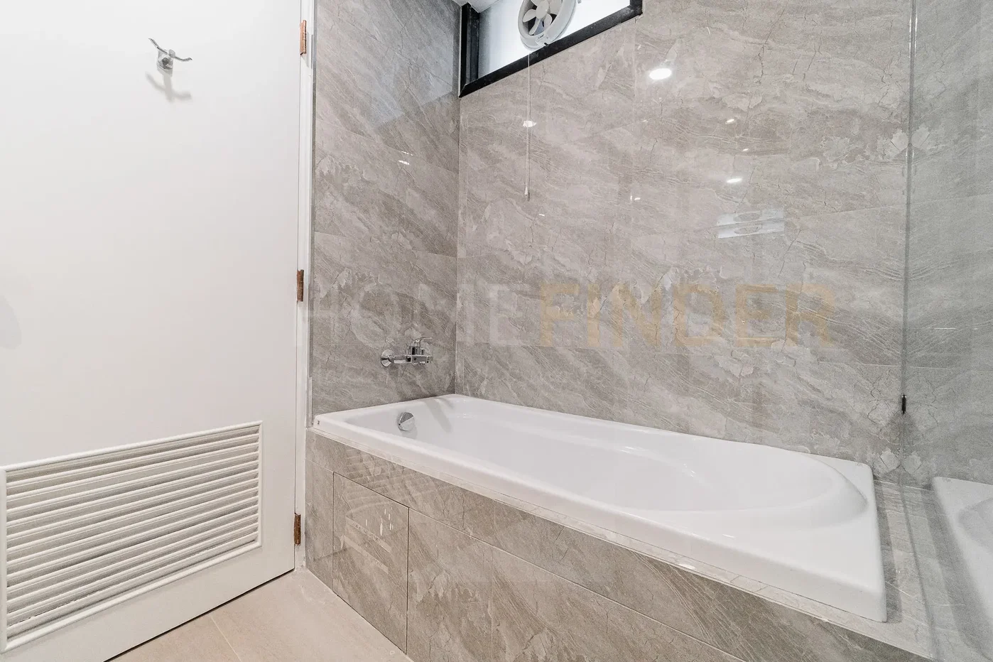 picture City Lakes Tower Sukhumvit 16 3 bedrooms, for rent - 13/15
