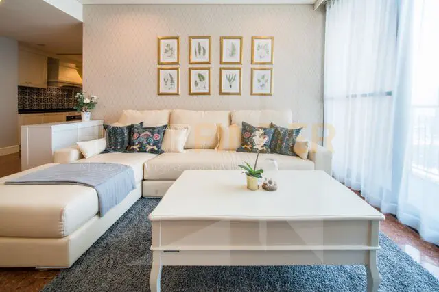 picture Aguston Sukhumvit 22 3 bedrooms, for rent - 1/6