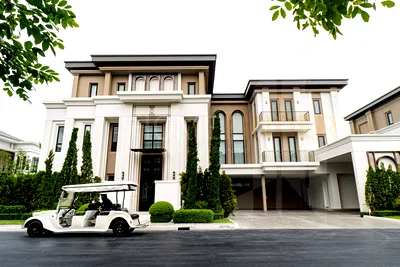 Houses for sale : CINQ ROYAL Krungthep Kreetha 6 bedrooms, for sale