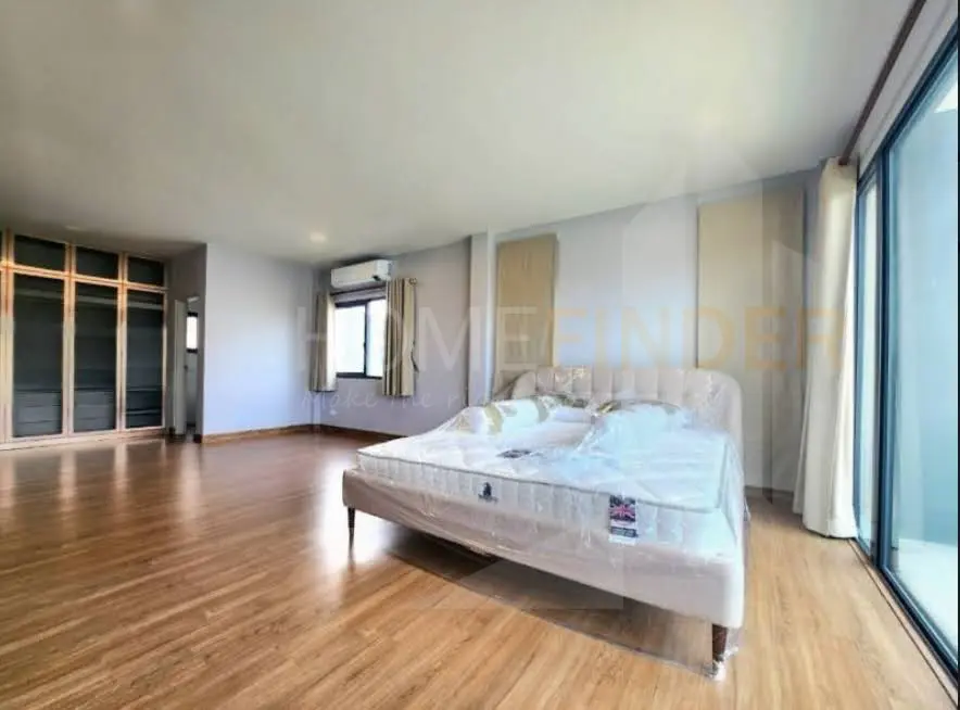 picture Centro Bangna 4 bedrooms, for sale - 5/8