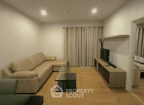 90m To BTS Krung Thon Buri: 17th-Floor 1-BR Hive Sathorn (ID 2052229)
