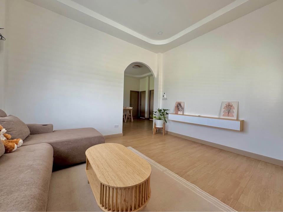 รูป 🏡 ขายด่วน! บ้านเดี่ยวสร้างใหม่ สไตล์ Minimal Muji สันป่าตอง ที่ดิน 50 ตร.ว. 📞 063-6649056 - รูปที่ 11/16
