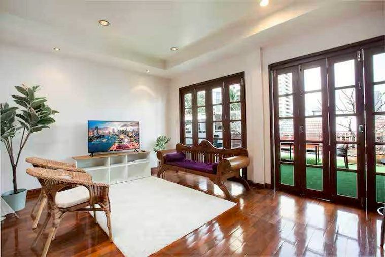 4-bed townhouse for sale, 440 sqm, 37 sq wah, Watthana