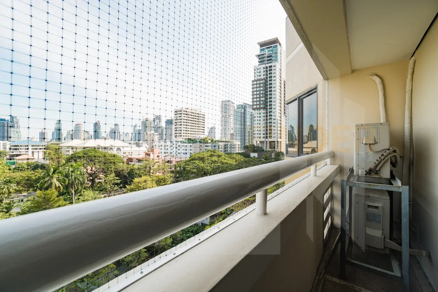 picture Baan Suanpetch condominium 2 bedrooms, for rent - 14/14