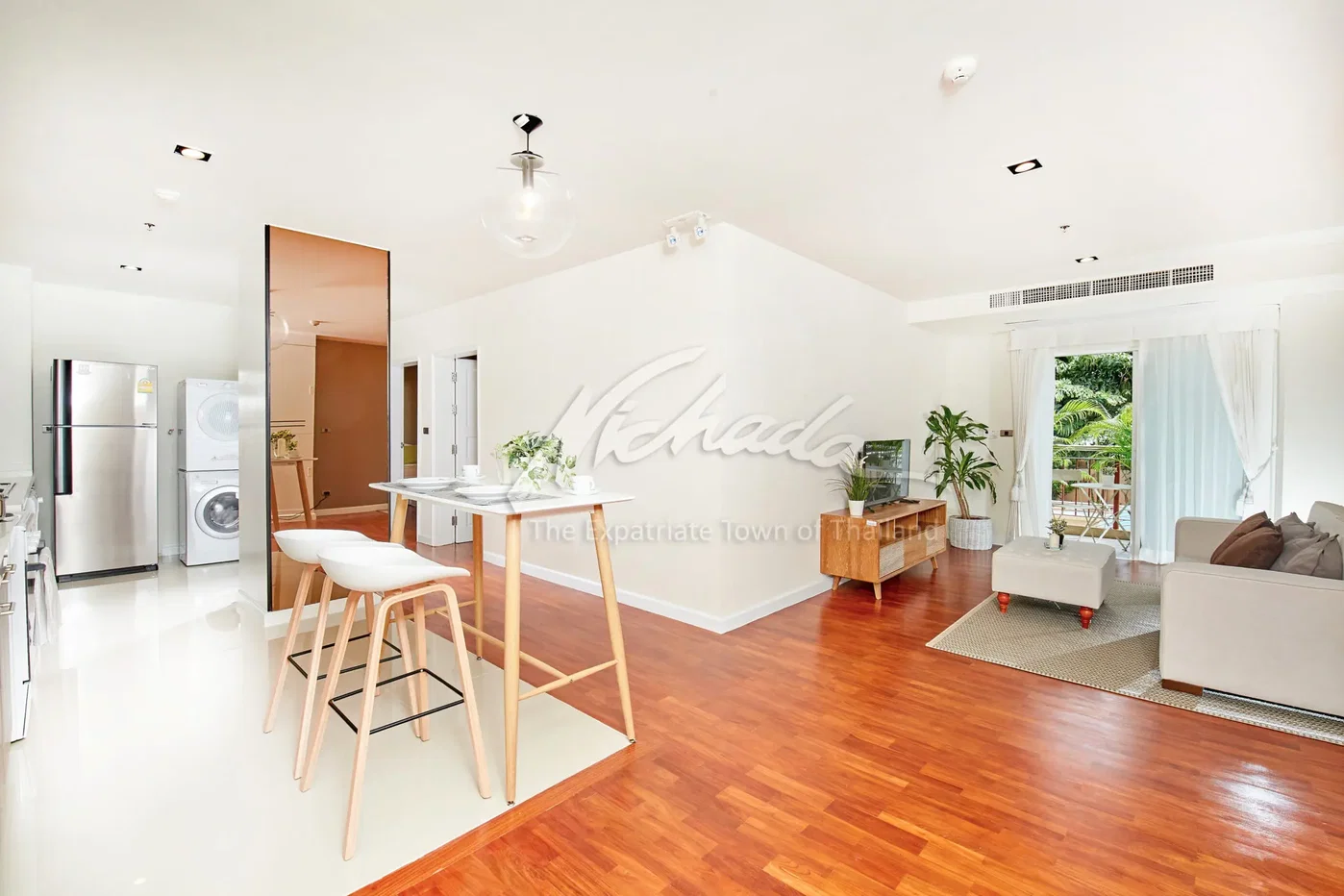 picture The Tropical 2 bedrooms, for sale - 4/9