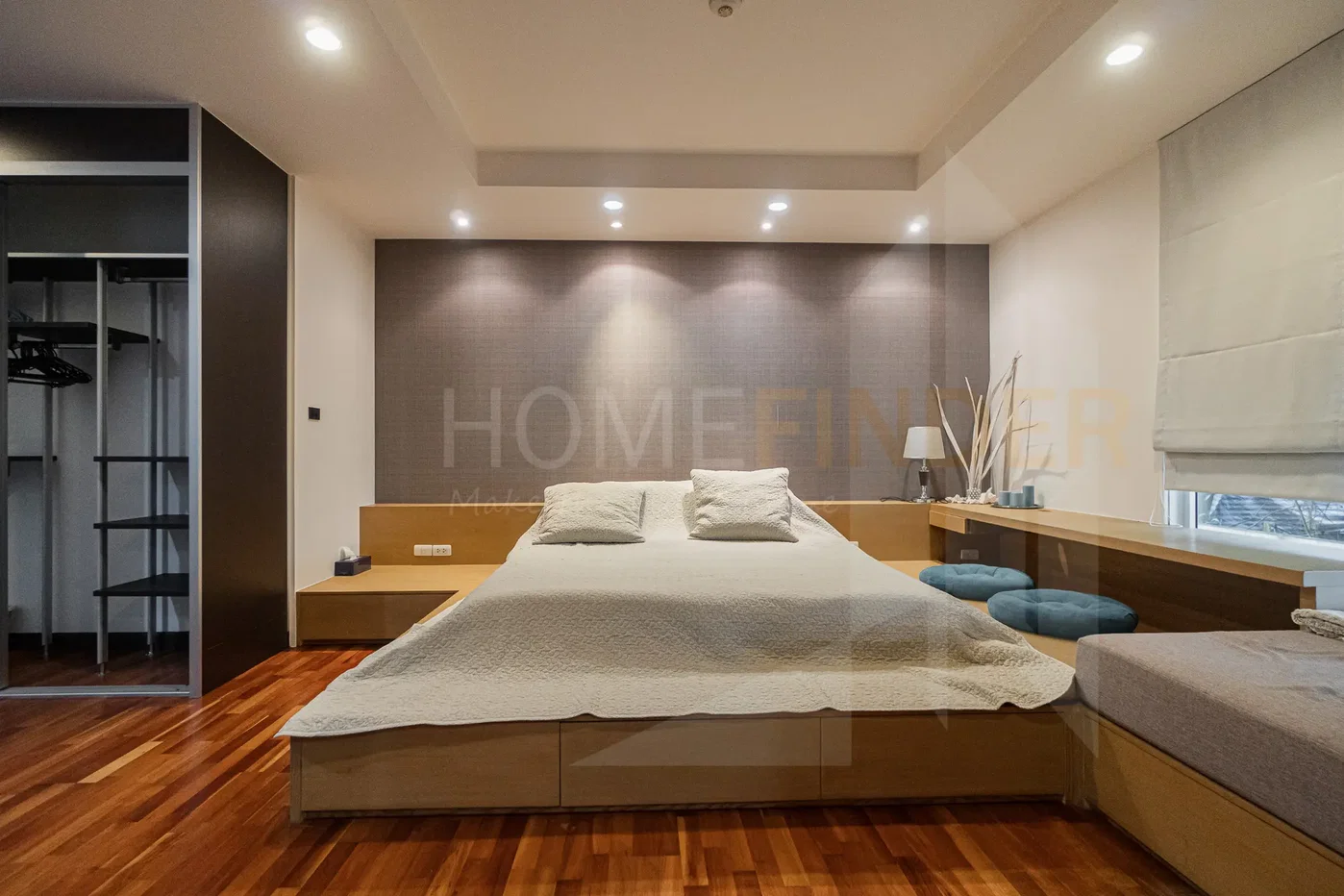 picture Avenue 61 2 bedrooms, for rent - 5/9