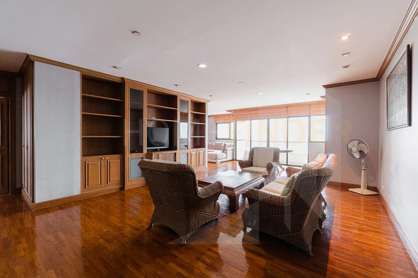 picture Sathorn Gardens 3 bedrooms, for rent - 1/13