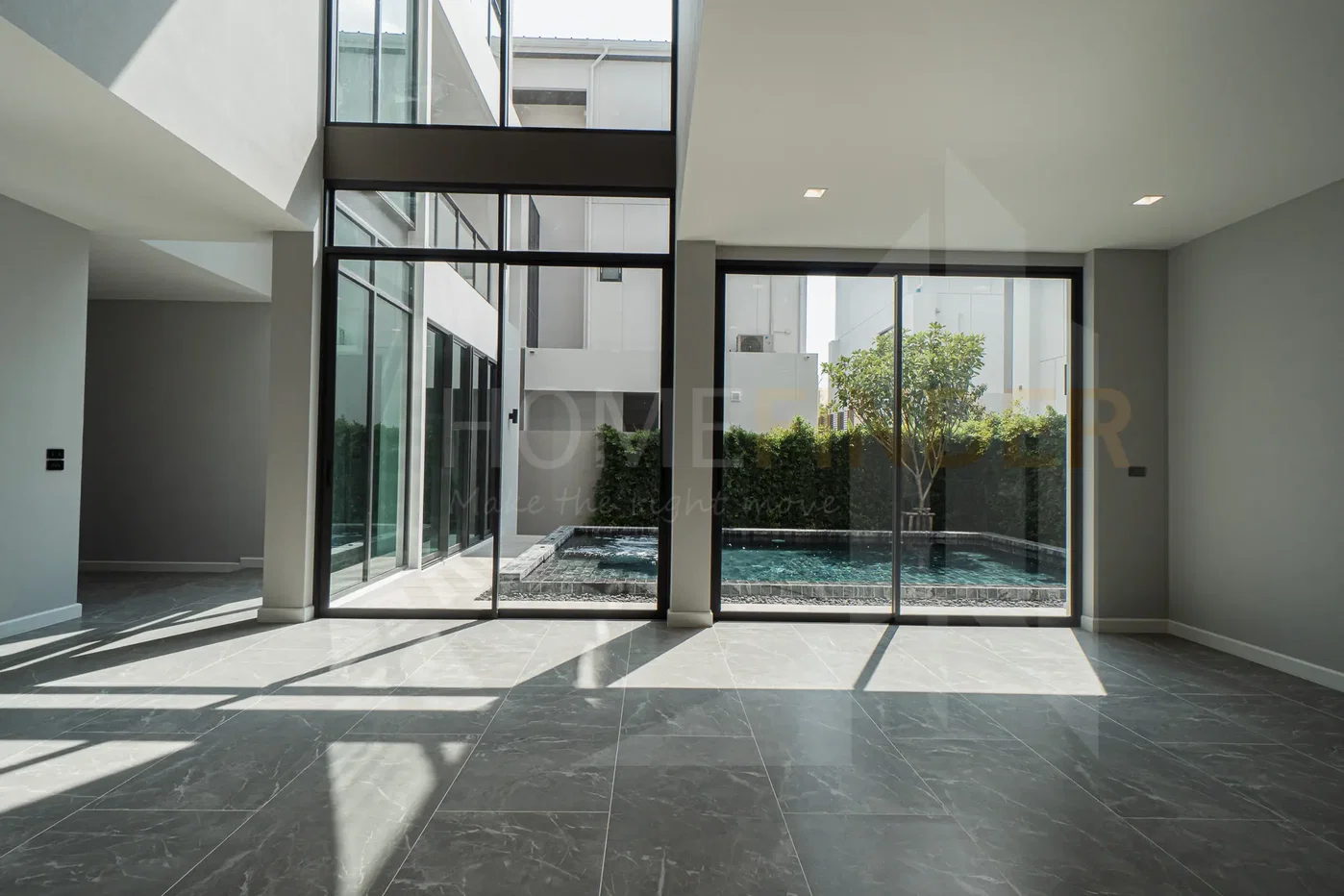รูป The One Signature Bangna-Rama9 4 bedrooms, for sale - รูปที่ 2/10