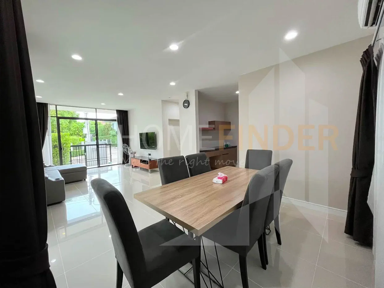 รูป Baan Setthasiri Krungthep Kreetha 1 3 bedrooms, for rent - รูปที่ 3/9
