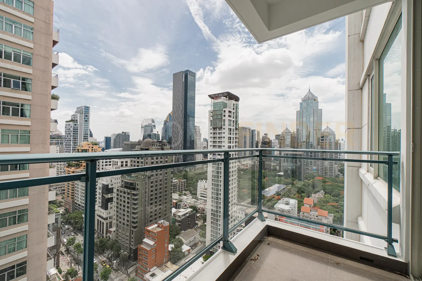 picture Q Langsuan 2 bedrooms, for rent - 9/10