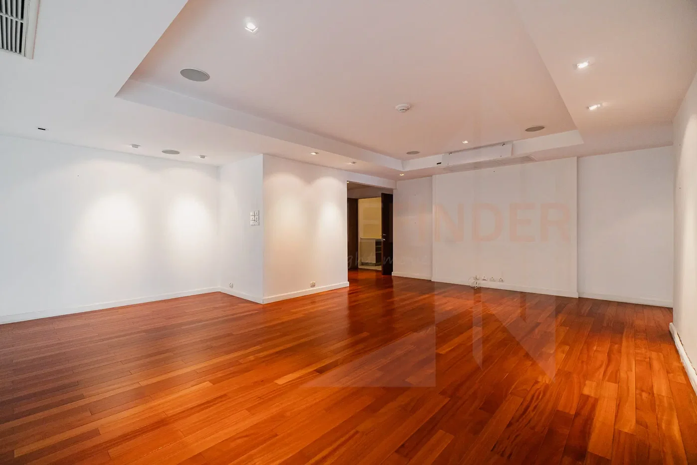 รูป Somkid Gardens Condominium 3 bedrooms, for sale - รูปที่ 12/21