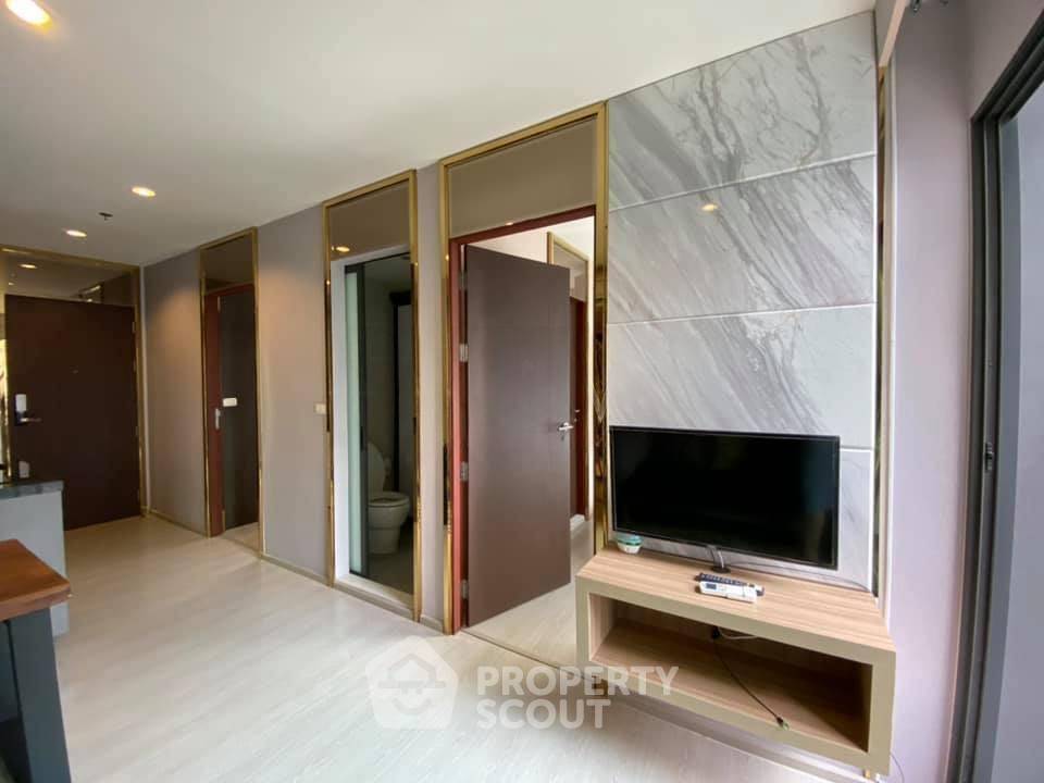 picture 2-BR Condo at Rhythm Asoke near MRT Phra Ram 9 (ID 3256568) - 3/12