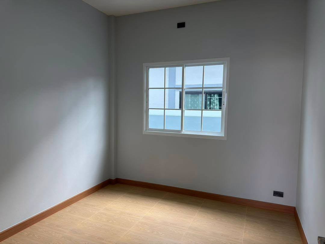 รูป ้บ้านเดี่ยวพัทยา 2.55ล้านบาท บ้านสร้างใหม่ ซอยเขามะกอก ใกล้ตลาดเอ็ม ใกล้สุขุมวิท ใกล้เลียบทางรถไฟ 3ห้องนอน 2ห้องน้ำ - รูปที่ 6/10