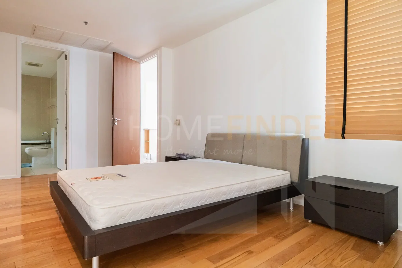 picture The Legend Saladaeng 2 bedrooms, for rent - 8/13