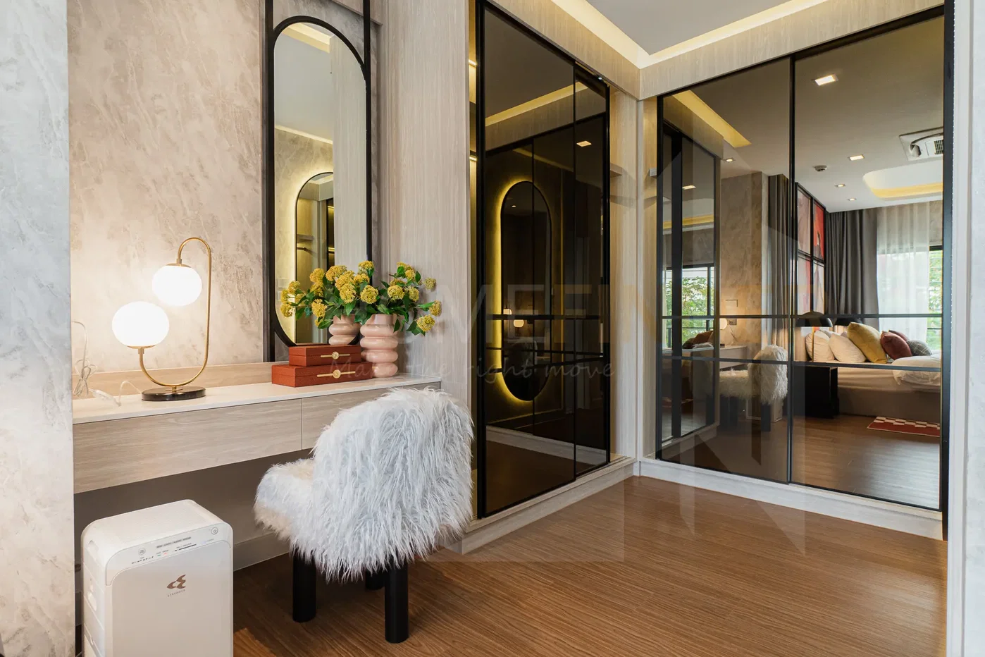 picture Venue ID Motorway-Rama 9 4 bedrooms, for sale - 8/10