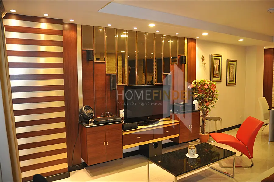 picture Avenue 61 2 bedrooms, for rent - 4/9