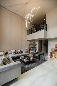 Quarter 31 4 bedrooms, for rent