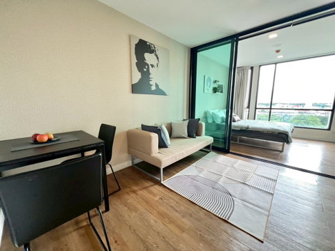 ให้เช่า Esta Bliss รามอินทรา : 1 Bed Plus สภาพใหม่ ไม่เคยอยู่ | วิวโล่ง ไม่มีตึกบัง 🚇ใกล้ MRT เศรษฐบุตรบำเพ็ญ (สายสีชมพู) 160 ม.
