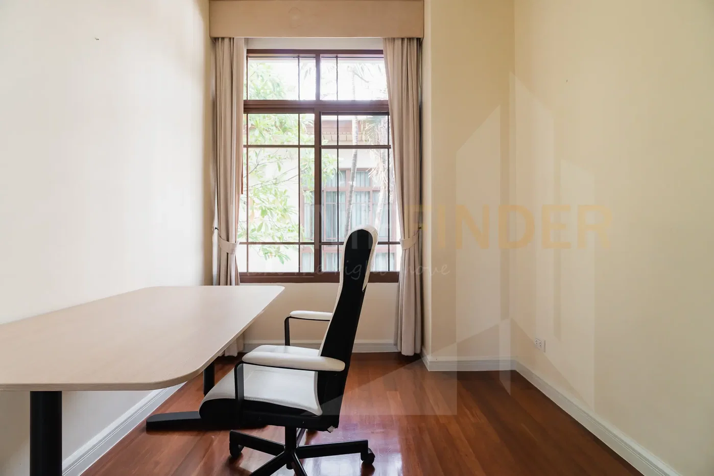 รูป Sansiri House Sukhumvit 67 - 4 bedroom house for rent with swimming pool phra khanong, Sukhumvit Bangkok 4 bedrooms, for rent - รูปที่ 10/30