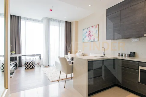 The ESSE Asoke || ดิ เอส อโศก 1 bedroom, for rent
