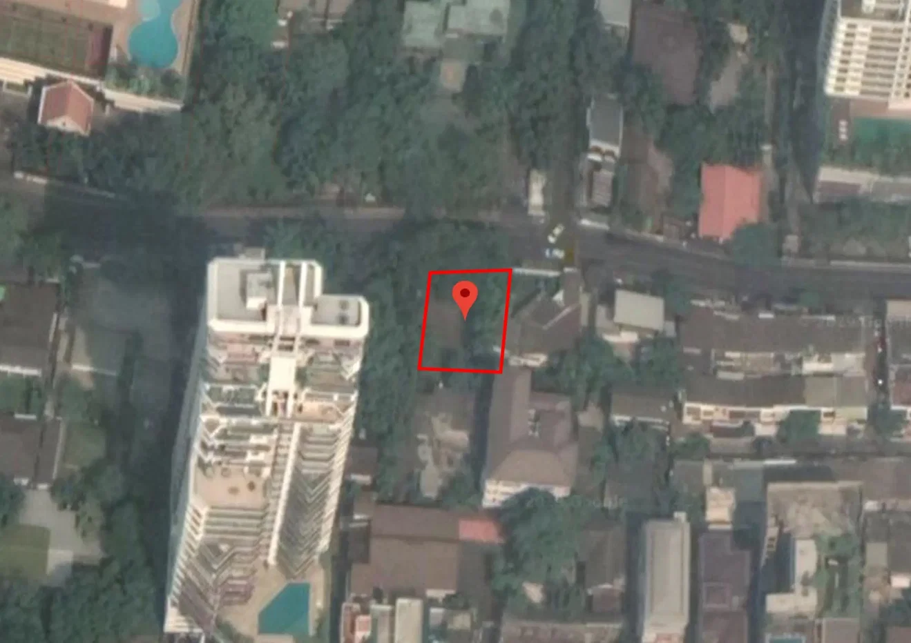 picture Ekkamai Land for rent studio, for rent - 1/3
