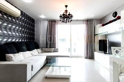 ขายคอนโด : The Clover 2 bedrooms, for sale