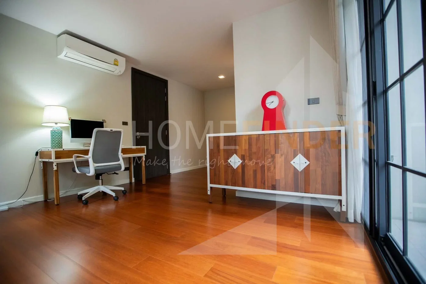 picture The Quarter 31 4 bedrooms, for sale - 7/13