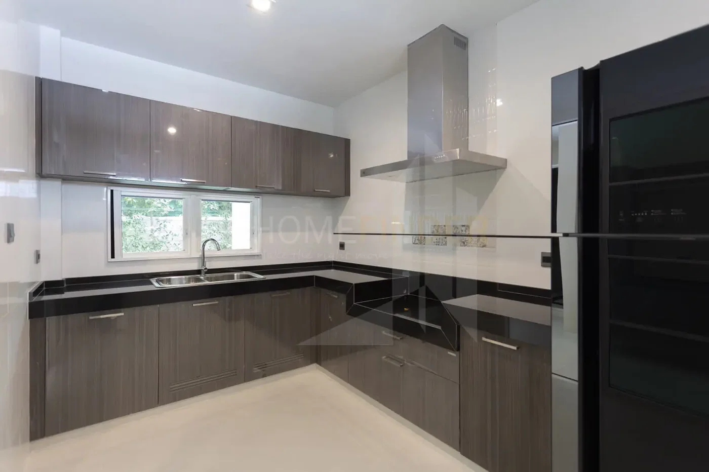 รูป Nantawan Bangna, 4 Bedrooms Modern 4 bedrooms, for rent - รูปที่ 4/12