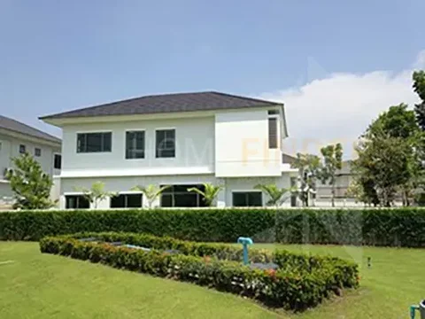 House Huamak 3 bedrooms, for sale