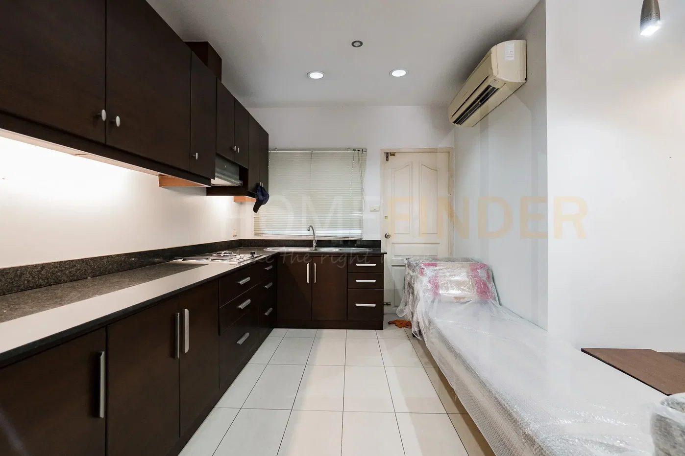 picture Baan Klang Krung Thonglor 4 bedrooms, for rent - 7/42