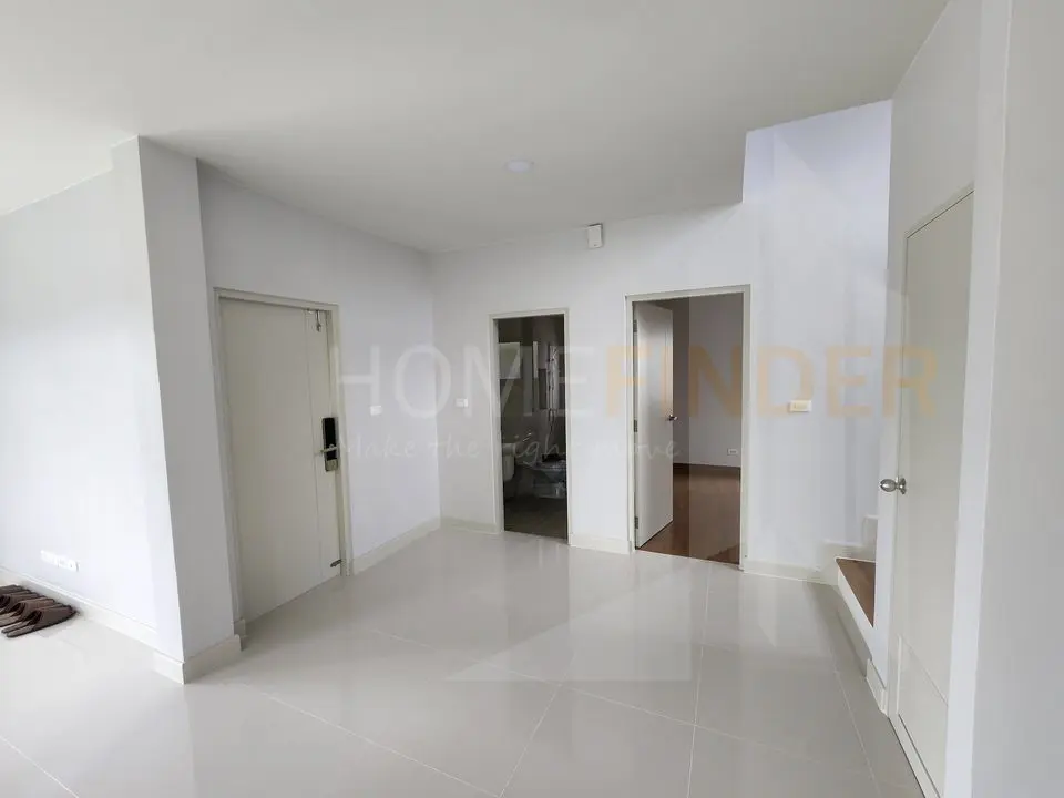 รูป Centro Bangna (New Project) 4 bedrooms, for rent - รูปที่ 4/10