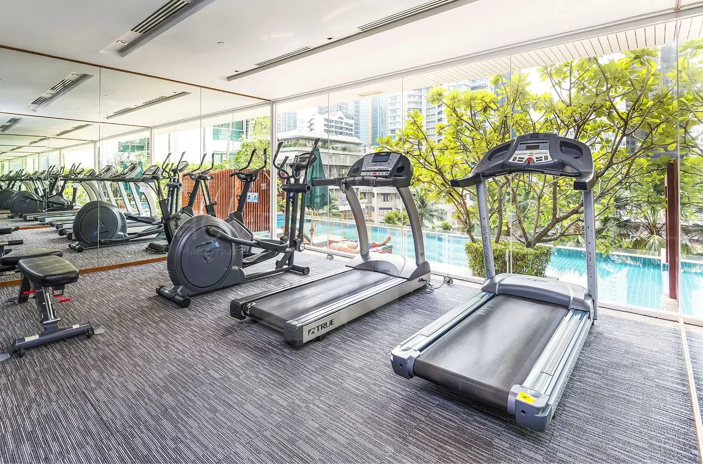 picture Wind Sukhumvit 23 2 bedrooms, for sale - 11/12