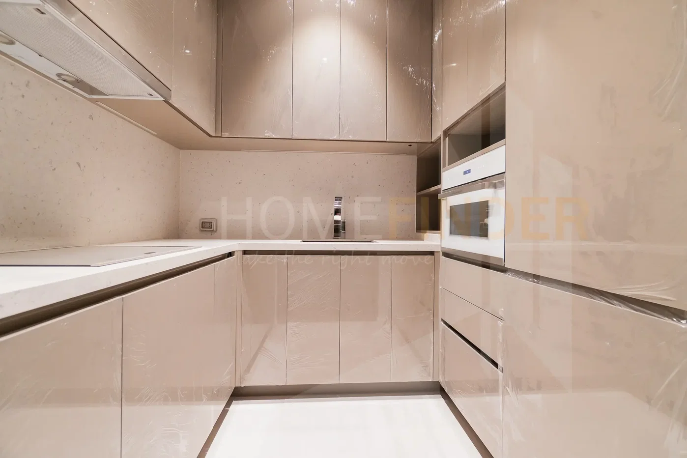 picture The Diplomat 39 2 bedrooms, for rent - 11/17