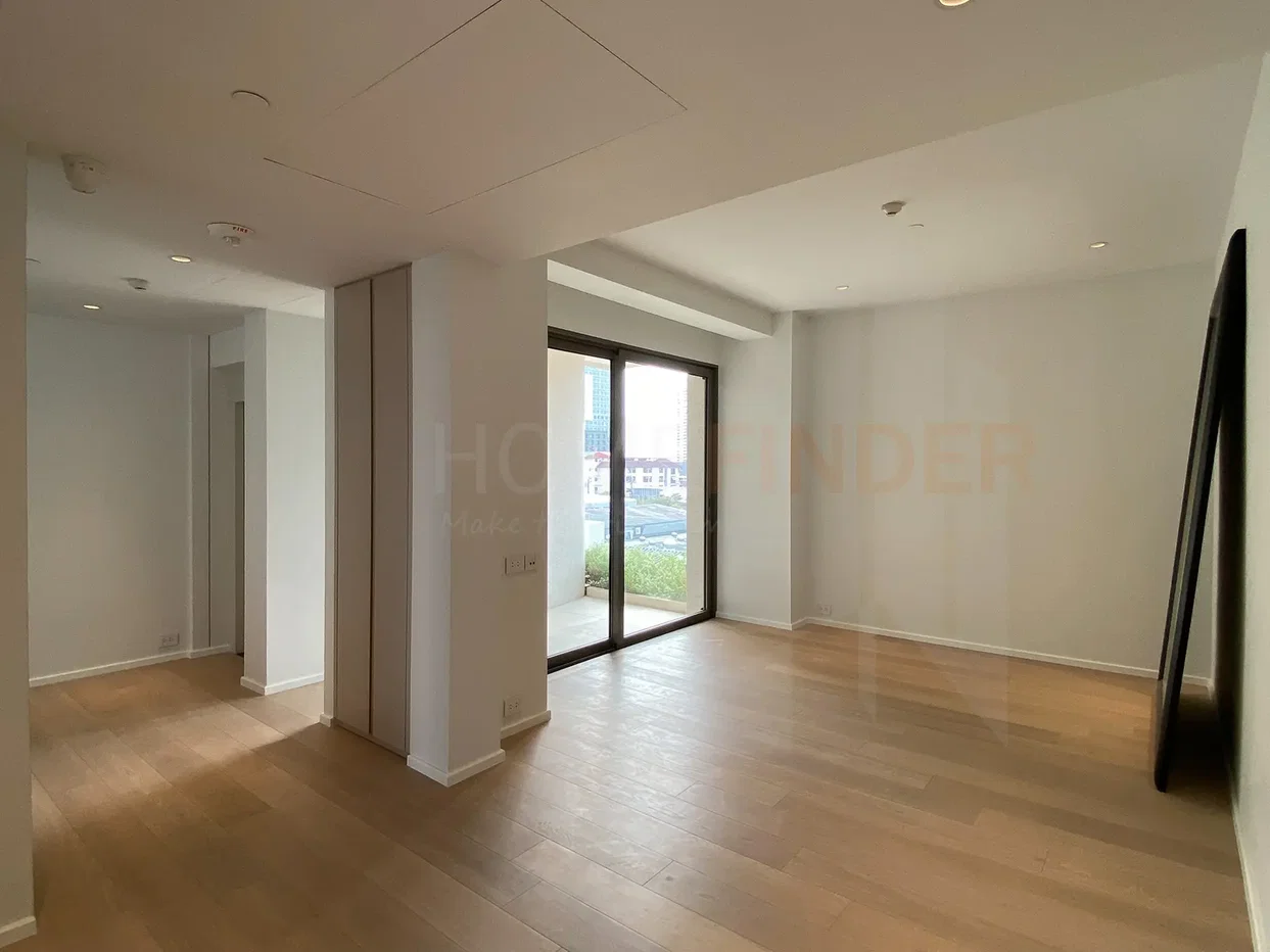 รูป A luxurious modern minimalist-style 4 bedrooms, for sale - รูปที่ 12/30
