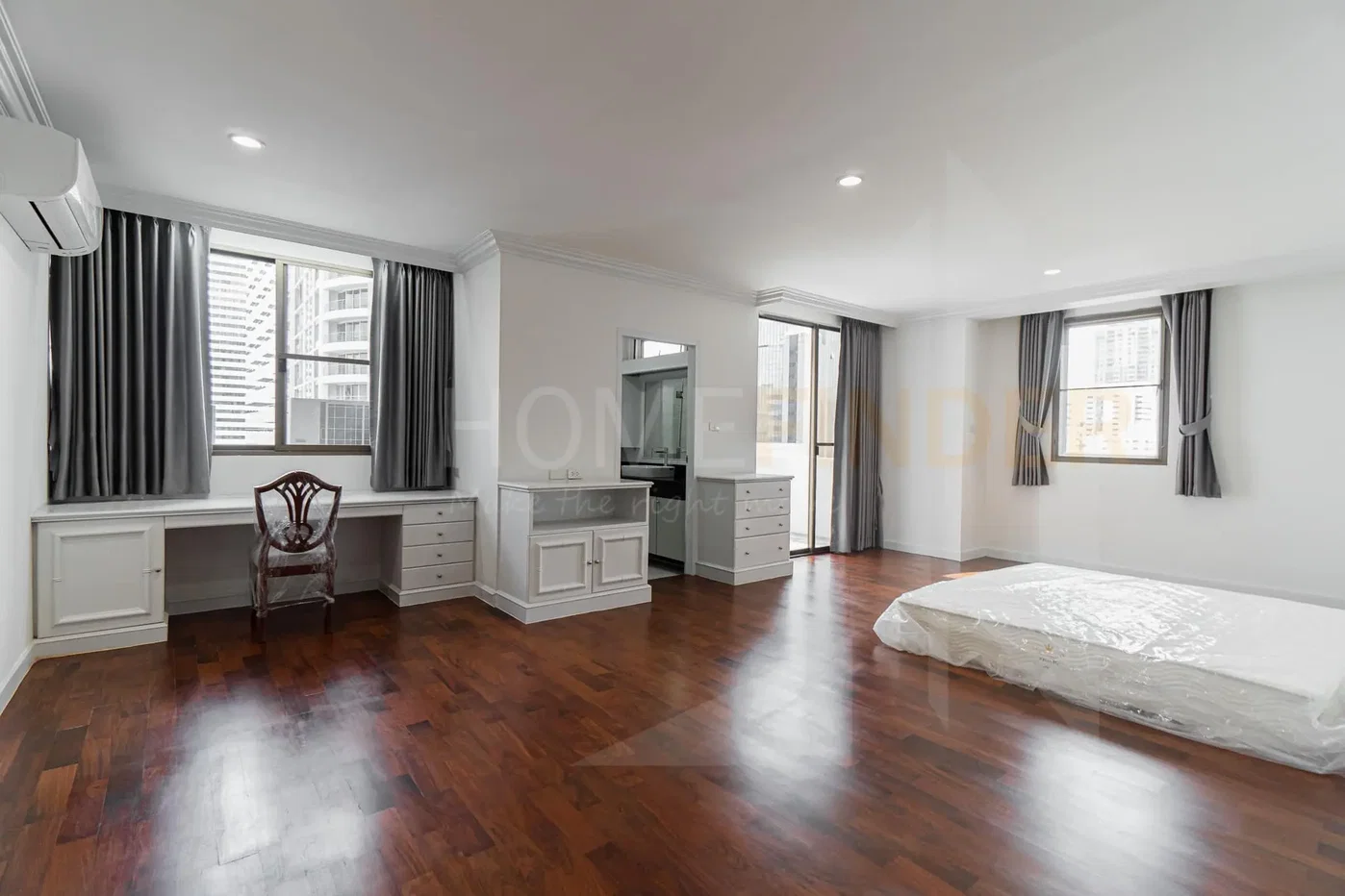 picture Govind Tower 3 bedrooms, for rent - 5/9