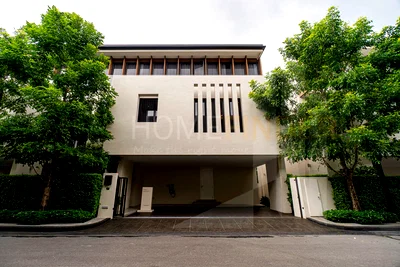 ขายบ้านเดี่ยว : Park Heritage Pattanakarn 4 bedrooms, for sale
