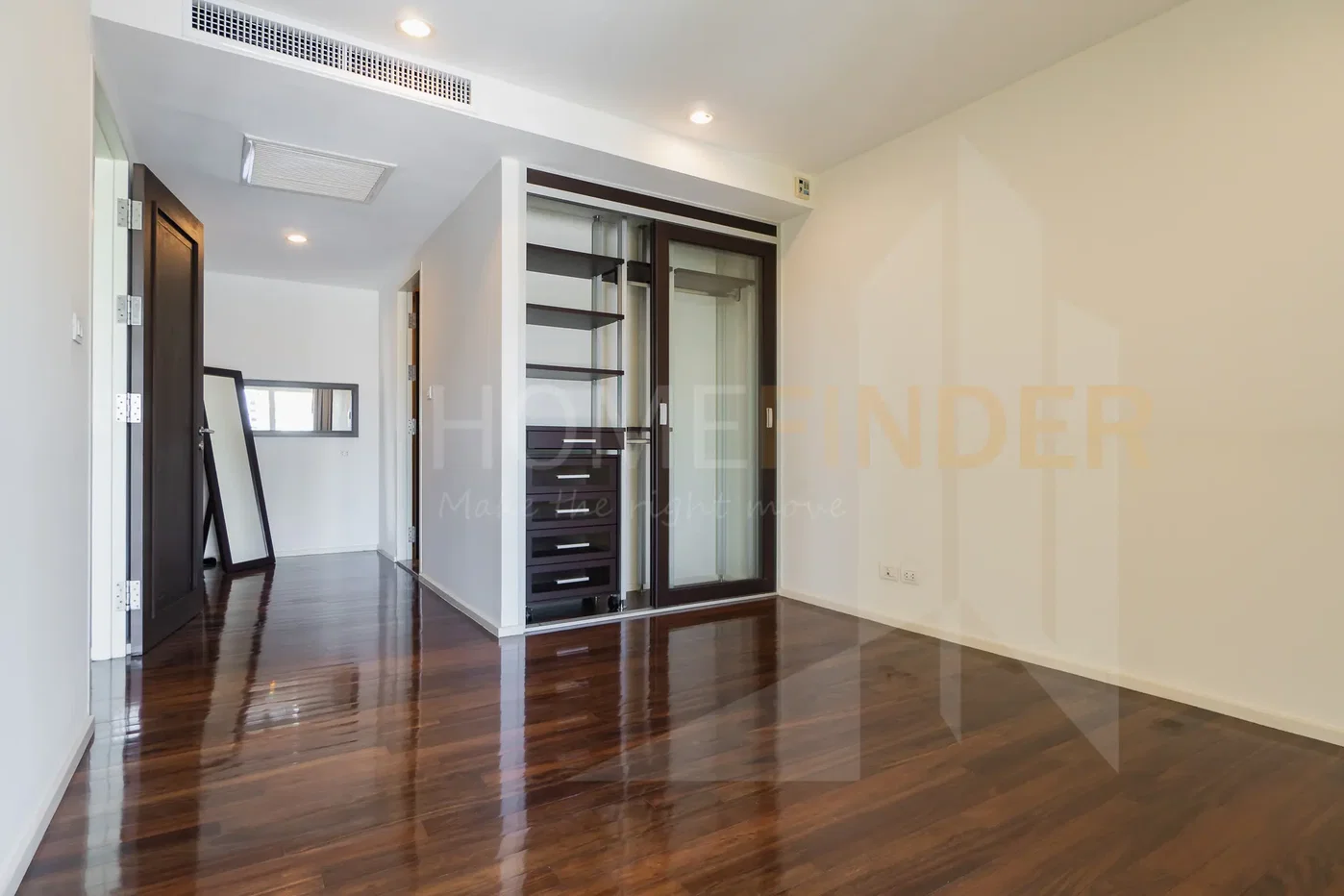 picture Silver Heritage 2 bedrooms, for rent - 10/20