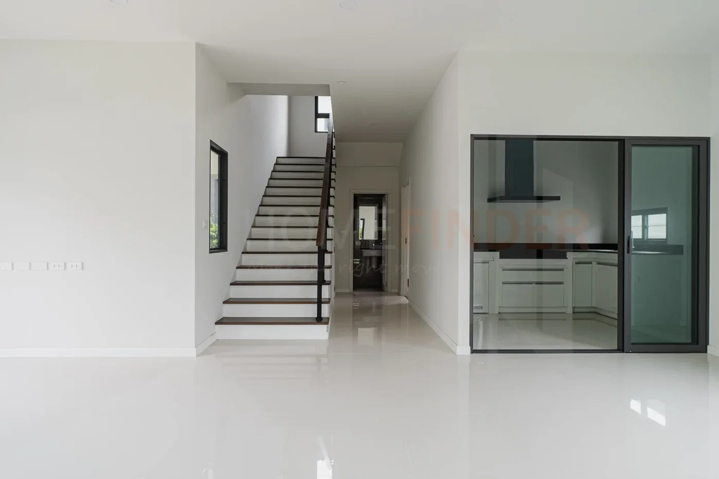 รูป Grand Britania Krungthepkreetha 4 bedrooms, for sale - รูปที่ 4/19