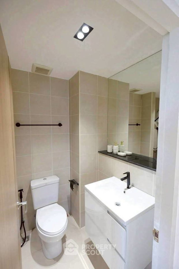 picture 1-BR Condo at One Plus Jed Yod 1 & 2 in Chang Phueak (ID 3259500) - 16/17
