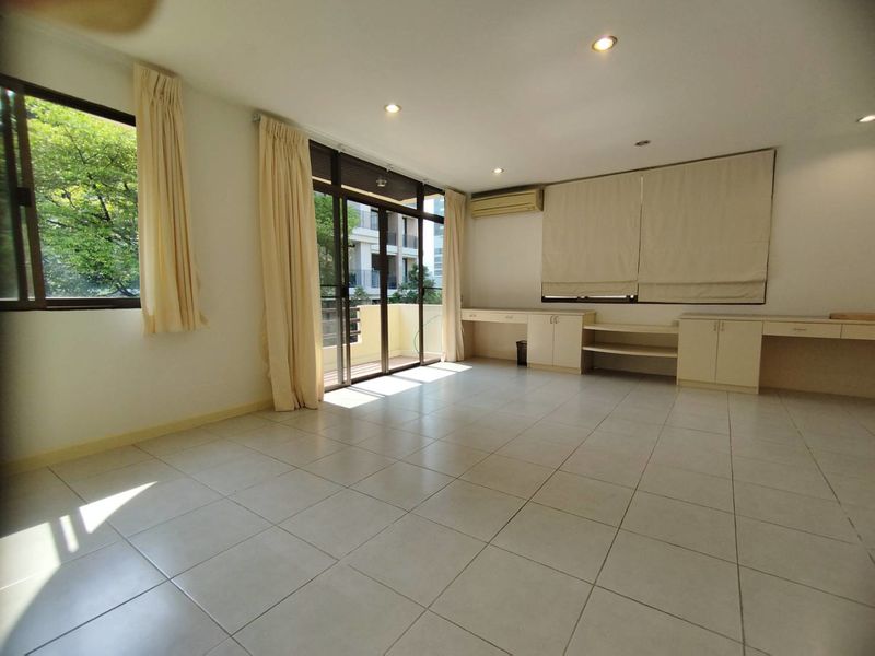 รูป House in Sukhumvit 31 4 bedrooms, for rent - รูปที่ 6/16