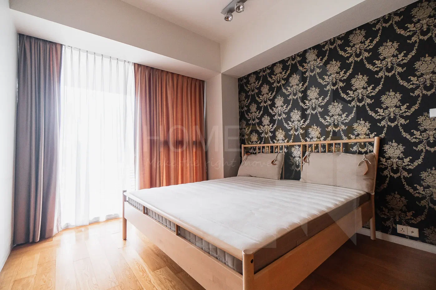 picture The Met 2 bedrooms, for rent - 5/8